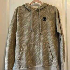 Under Armour Rival Fleece Camo Men's Hoodie size Medium